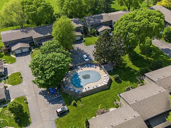 5th image of 3542 Valley Ridge Road