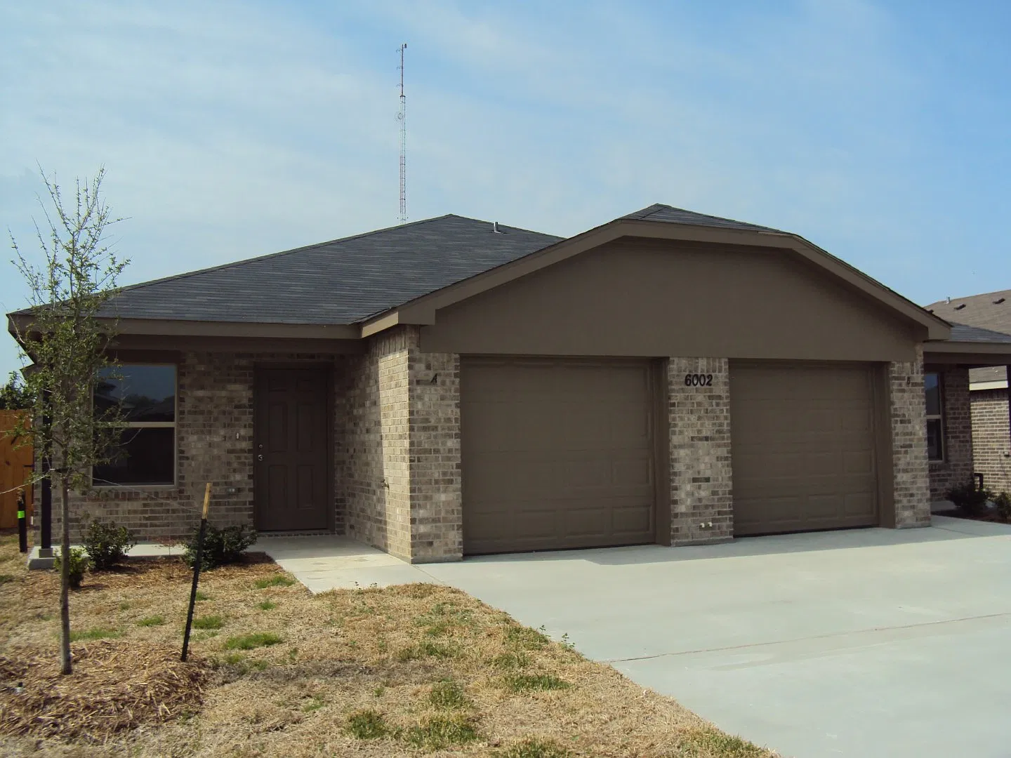 3 bed, 1344 sqft, $1,350 — Photo 1