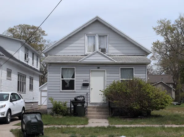 1452 Jiroch St, Muskegon, MI 49442