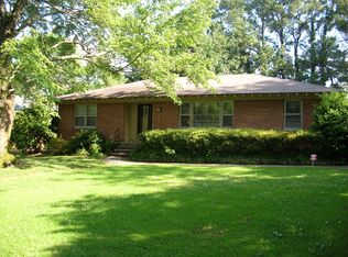 1008 Moody Dr, Dyersburg, TN 38024