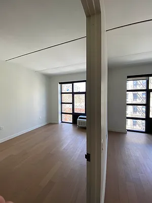 Rented by Compass | media 24