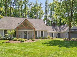 1306 E Cedar Canyons Rd, Fort Wayne, IN 46845