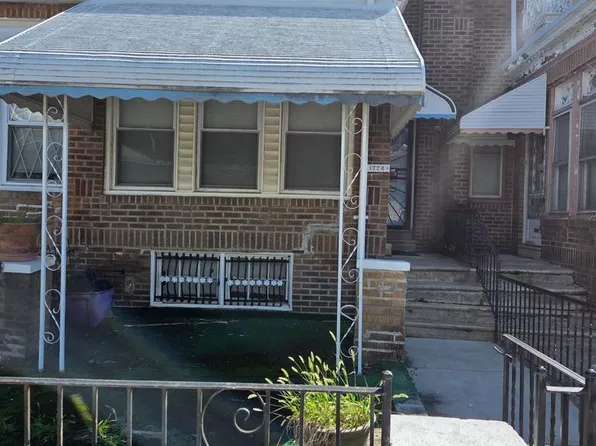 1724 Roselyn St, Philadelphia, PA 19141