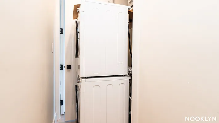 Rented by Nooklyn NYC LLC | media 7