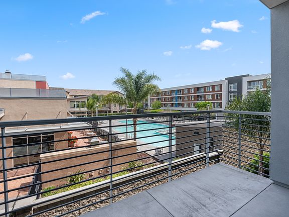 4th image of 5925 Charlotte Dr Unit 240