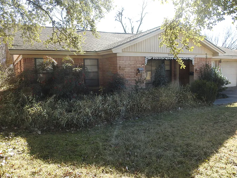 7044 Norma St — Photo 4