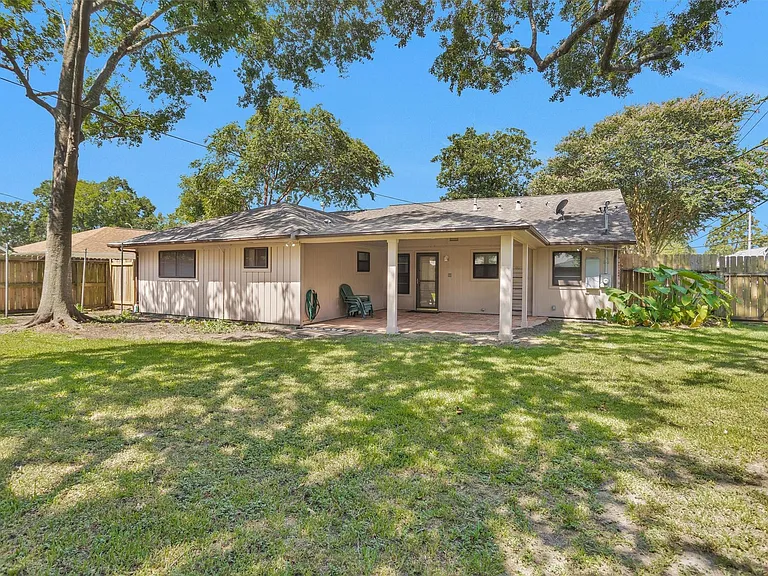 1410 Spillers Ln — Photo 27