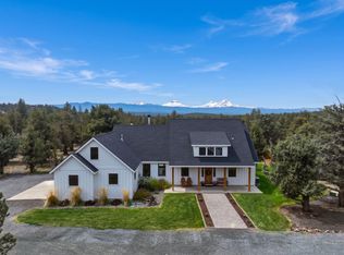 19250 Innes Market Rd, Bend, OR 97703