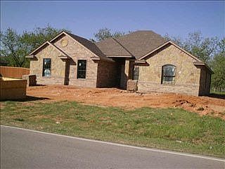 2nd image of 9413 Ravenswood Rd