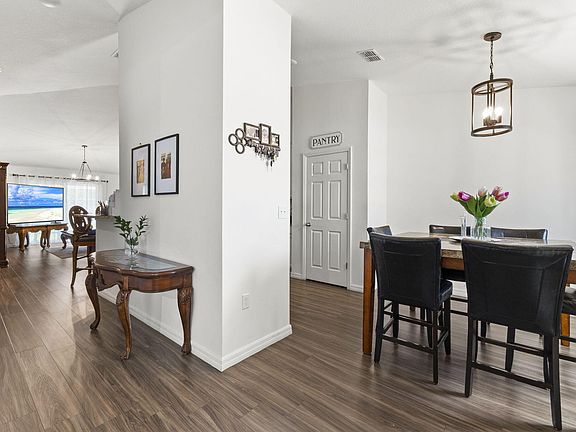 4th image of 1441 SW San Esteban Avenue
