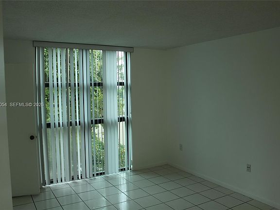 4th image of 11750 SW 18th St APT 502-1