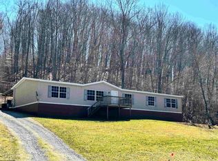 10384 Morgantown Pike, Philippi, WV 26416