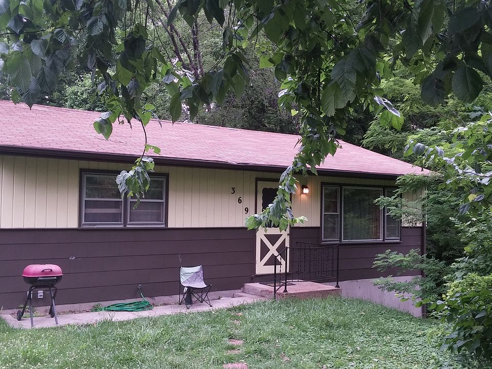 1st image of 369 Bluff Dr