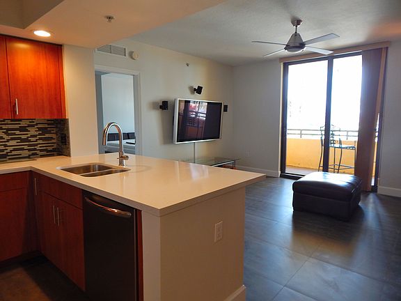 5th image of 100 N Federal Hwy APT 617