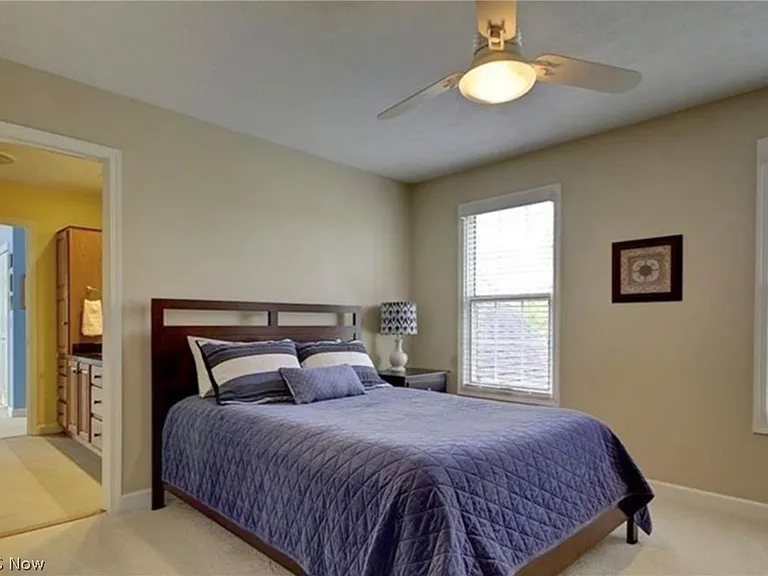 29240 Regency Cir — Photo 16