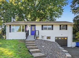 950 22nd Ave NW, New Brighton, MN 55112