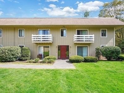 82 S Maple St APT 30, Westfield, MA, 01085