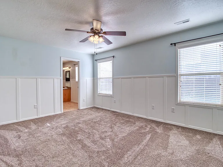 211 W Cooper Ave — Photo 14