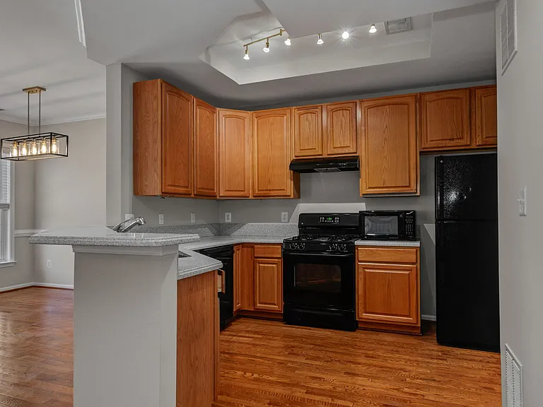 4619 Hummingbird Ln — Photo 7