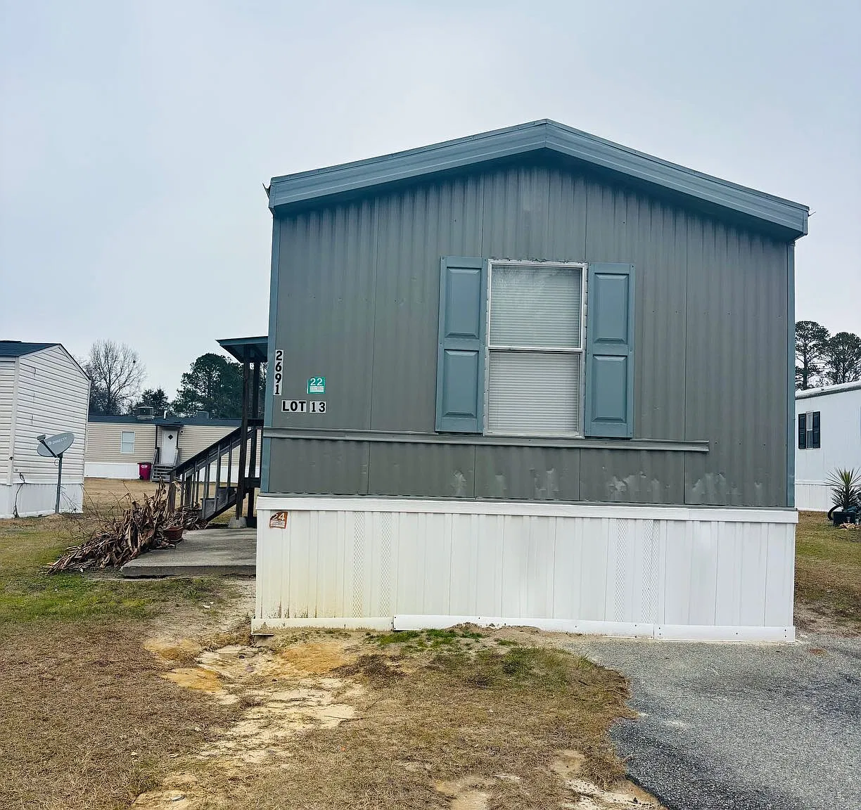 3 bed, $990 — Photo 2