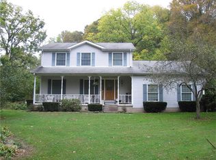 89 Baker Hill Rd, Fredonia, PA 16124