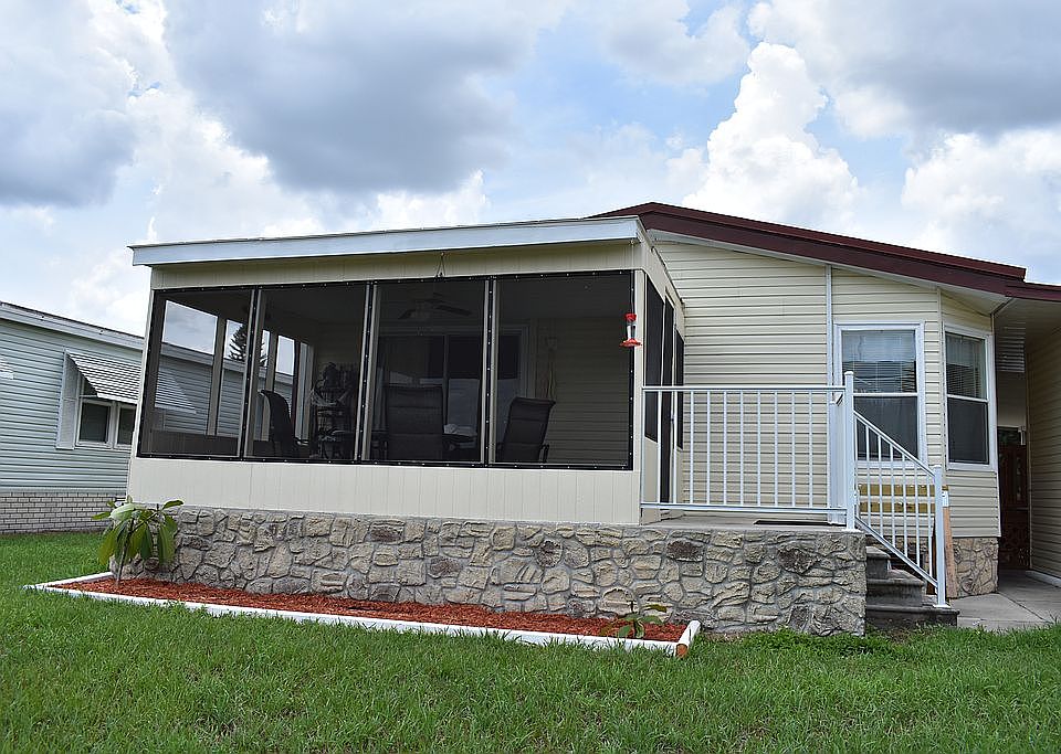 Lake view porch