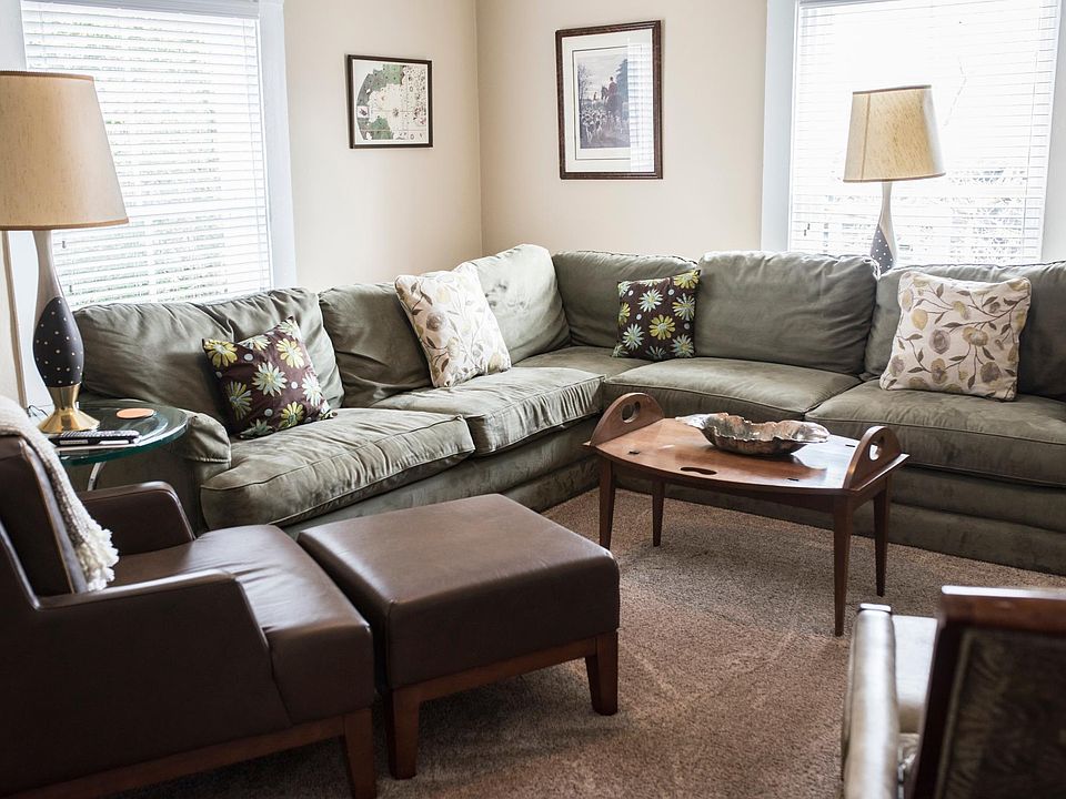 Secetional has a queen size sofa bed.