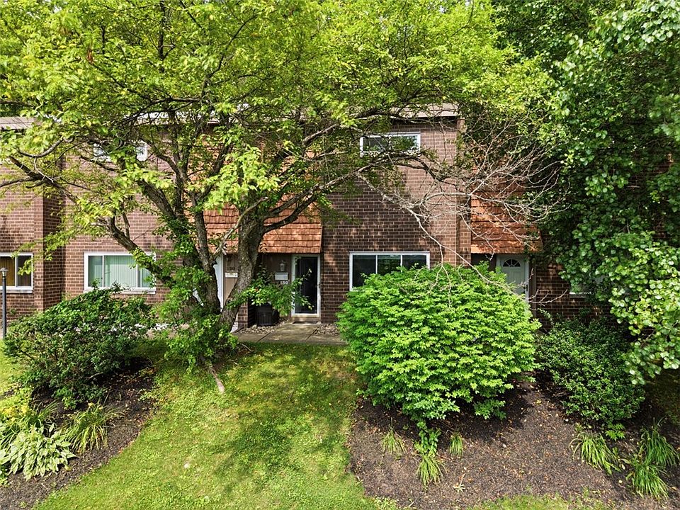 1st image of 130 Rivermont Ct
