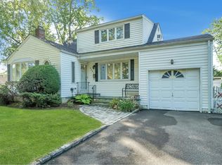 3486 Edgerton Ave, Wantagh, NY 11793