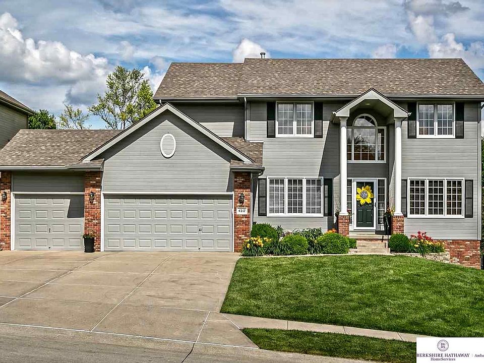 1st image of 4217 N 161st Avenue Cir