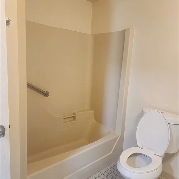 484 Western Ave #B4 — Photo 10