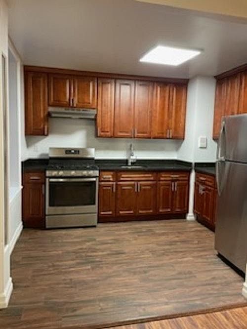 1st image of 510 Van Cortlandt Park Ave