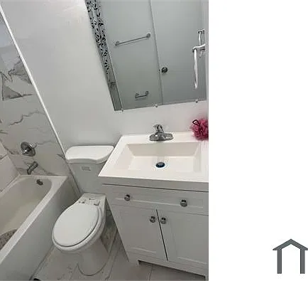 2150 NW 24th St #4 — Photo 5
