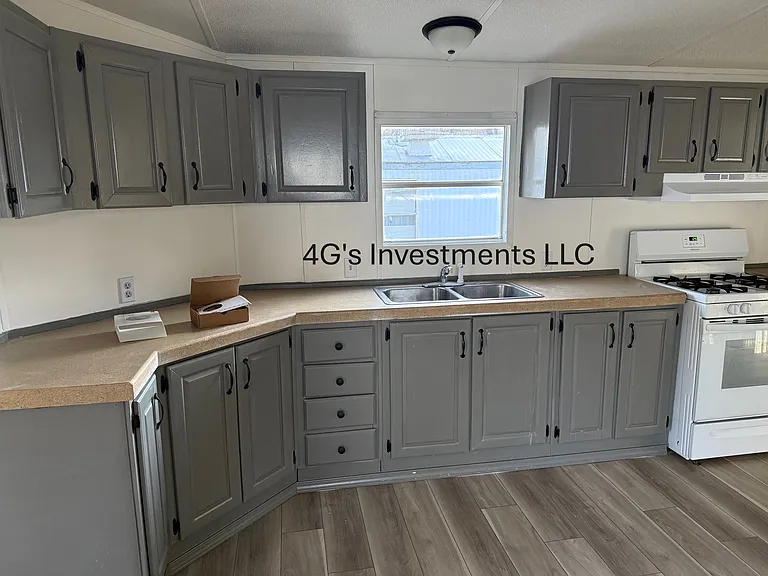 901 N Auburn Ave #17 — Photo 8