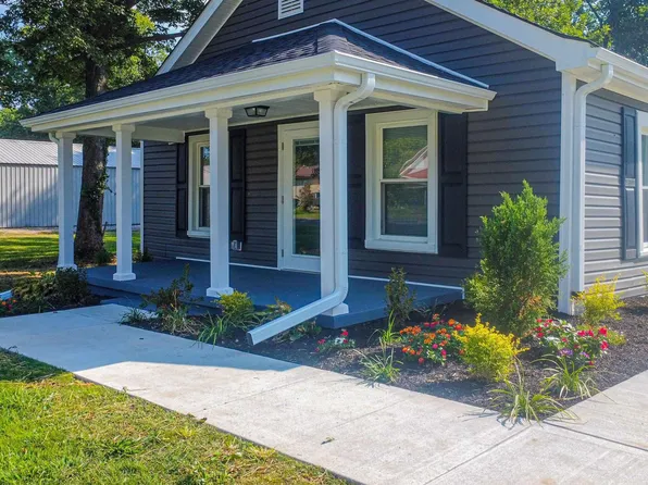 3840 Schneidman Rd, Paducah, KY 42003