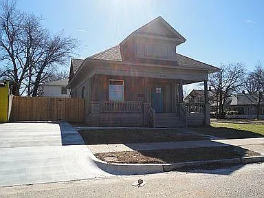 1222 NW 13th St