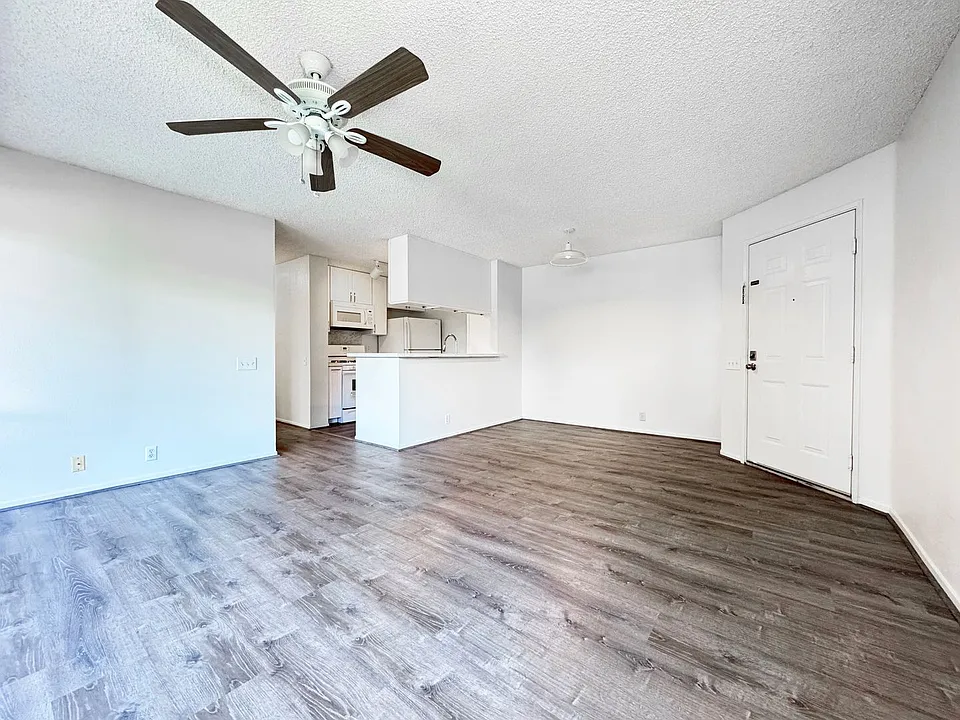 91-237 Hanapouli Cir #25G