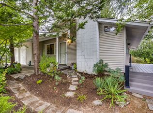 8925 SW Pinebrook Ct, Tigard, OR 97224