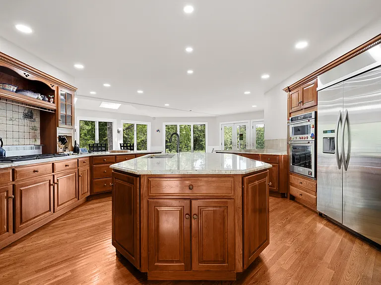 4 Fawn Ln — Photo 9