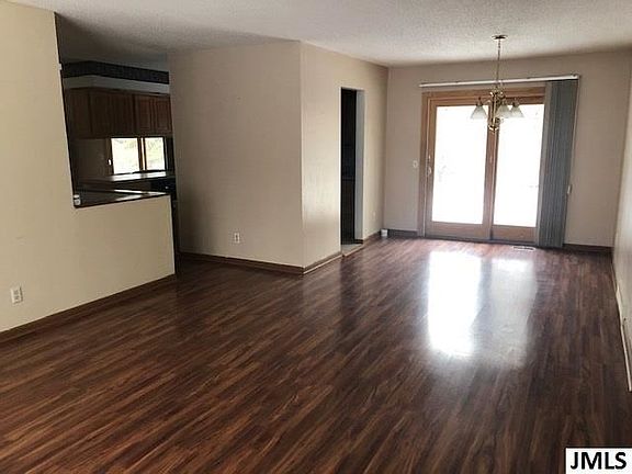 5th image of 3410 Pine Ridge Dr