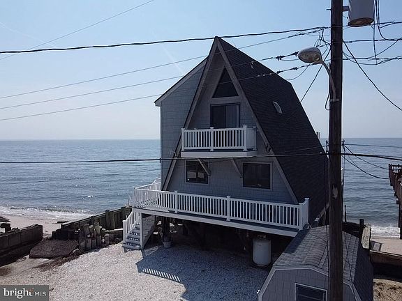5th image of 184 Cove Rd