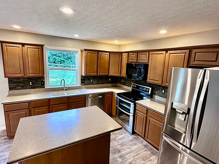 11574 Bunker Hill Ct — Photo 6