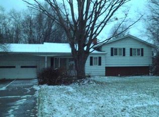 2545 North, Warren, OH 44484