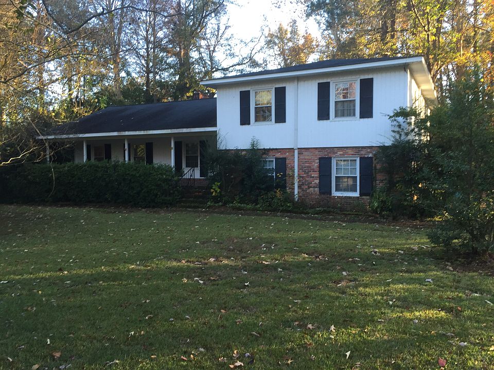 1st image of 1000 E 10th St