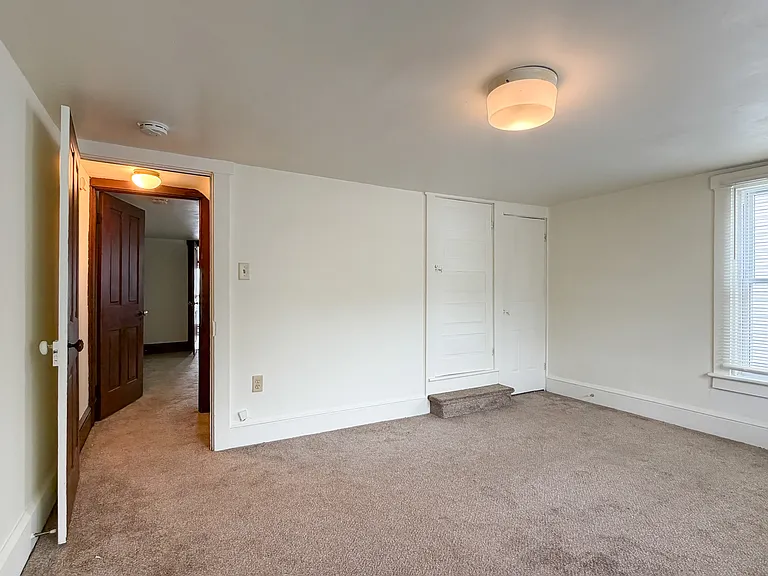 337 Duke St — Photo 18