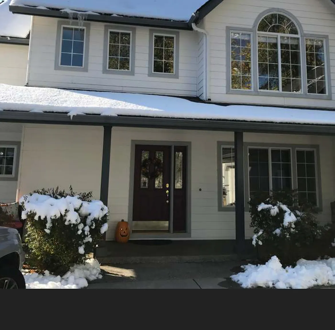 4 bed, 3.5 bath, 3350 sqft, $3,600 — Photo 2