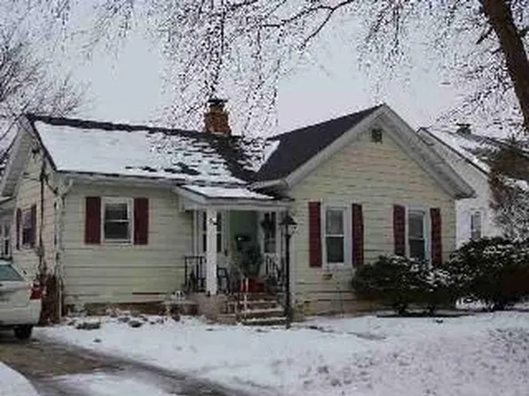 708 Linn St, Janesville, WI 53548