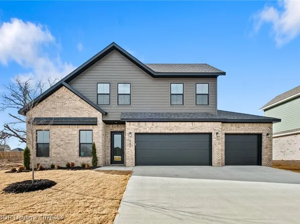 530 Apollo Dr, Centerton, AR 72719