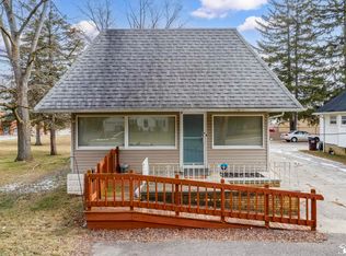 9134 Lewis Ave, Temperance, MI 48182