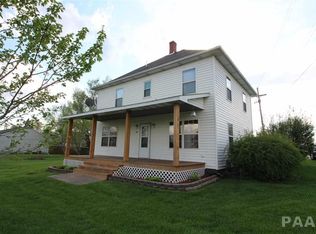 219 S Main St, Larose, IL 61541